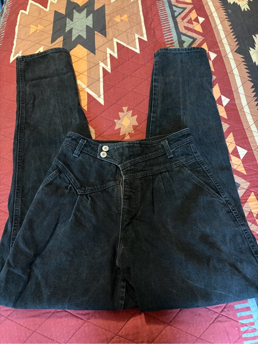Wrangler High-Rise Black Straight Leg Jeans